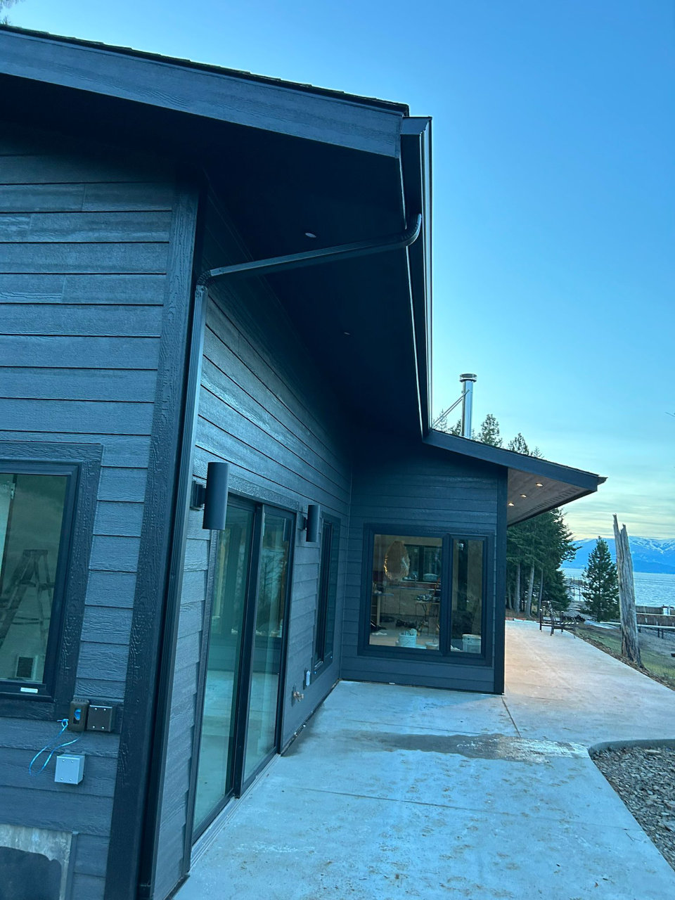 North Idaho home with new seamless K-style gutters installed