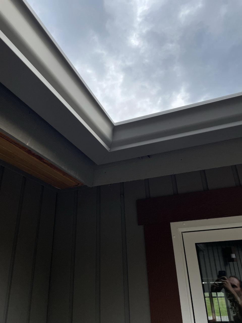 Seamless gutter detail on home exterior