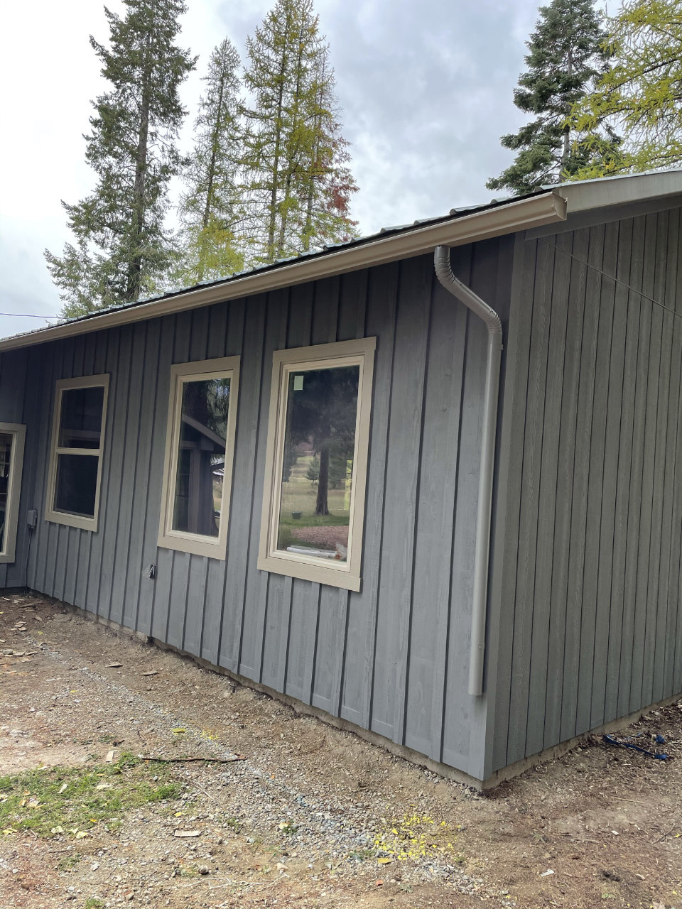 Seamless gutter detail on house exterior